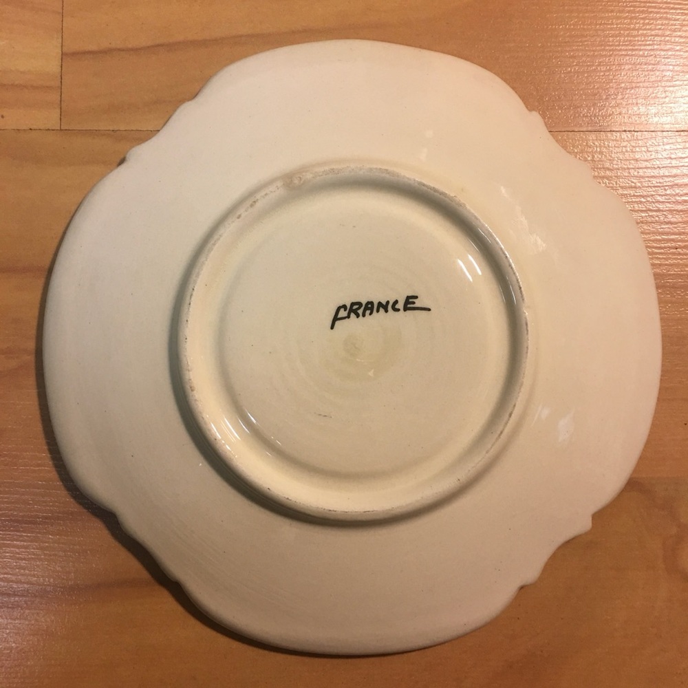 Vintage Quimper Pottery Cup & Saucer Set - Picture 13 of 16